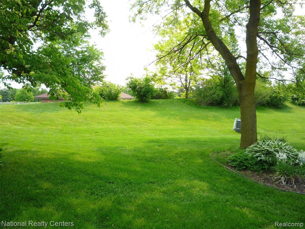 6886 Kennesaw Road Canton, MI 48187 - Photo 26 of 27