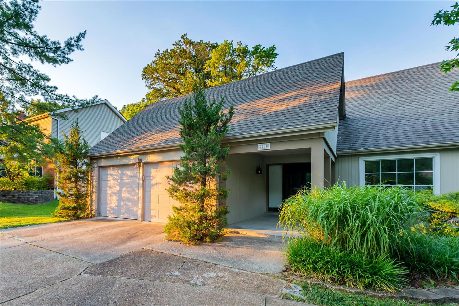 2040 Baxter Road Chesterfield, MO 63017 - Photo 5 of 37 Gallery Image 5