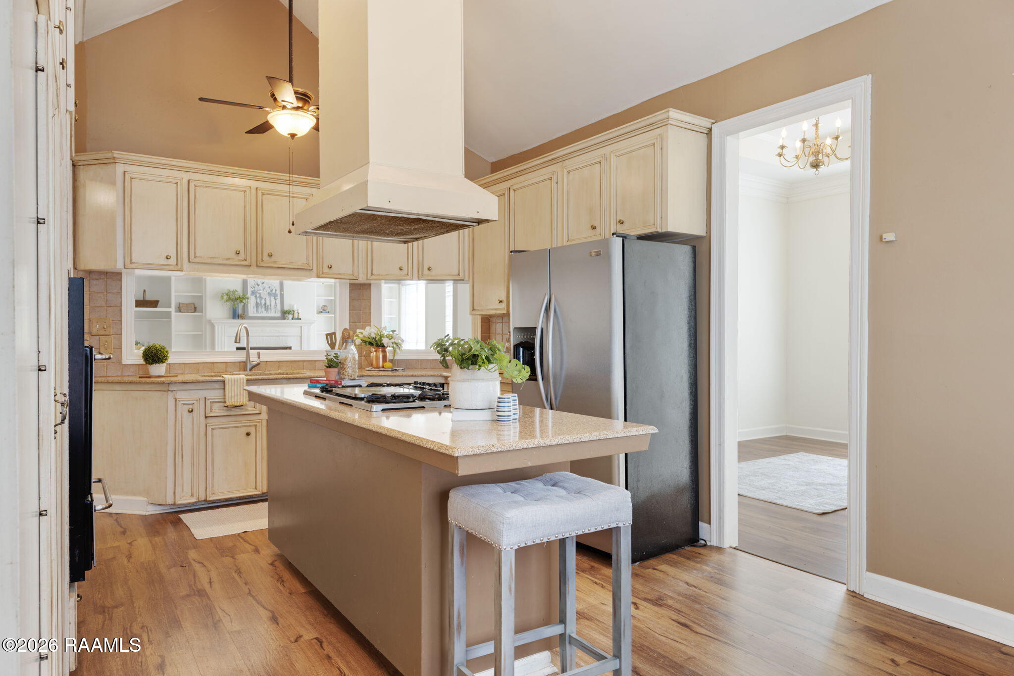 509 Bellevue Plantation Road Lafayette, LA 70503 - Photo 12 of 49 Kitchen Peak through to Living