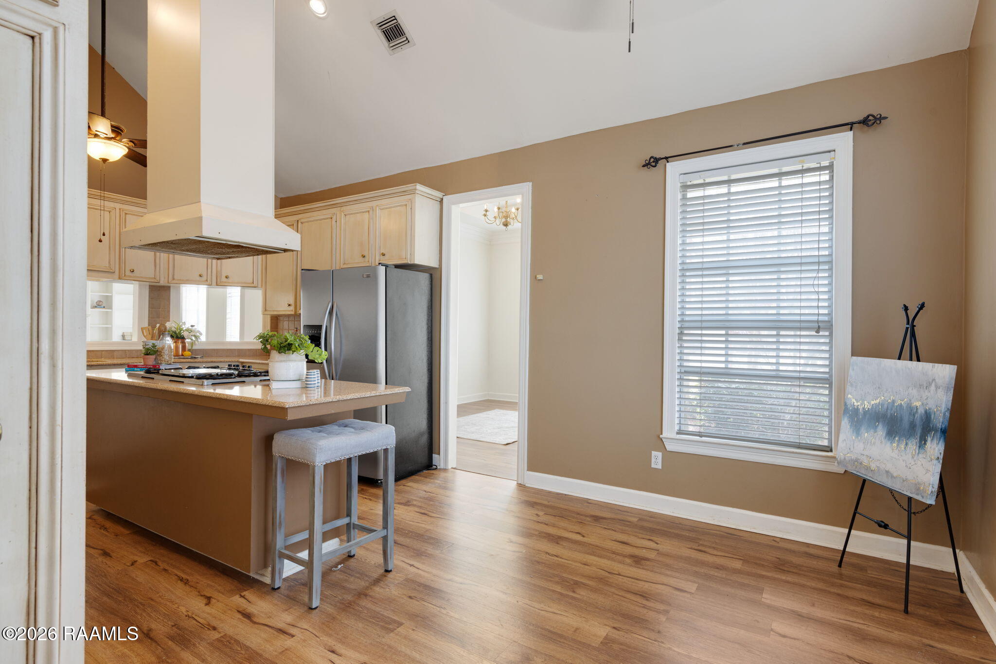 509 Bellevue Plantation Road Lafayette, LA 70503 - Photo 13 of 49 Kitchen to dining