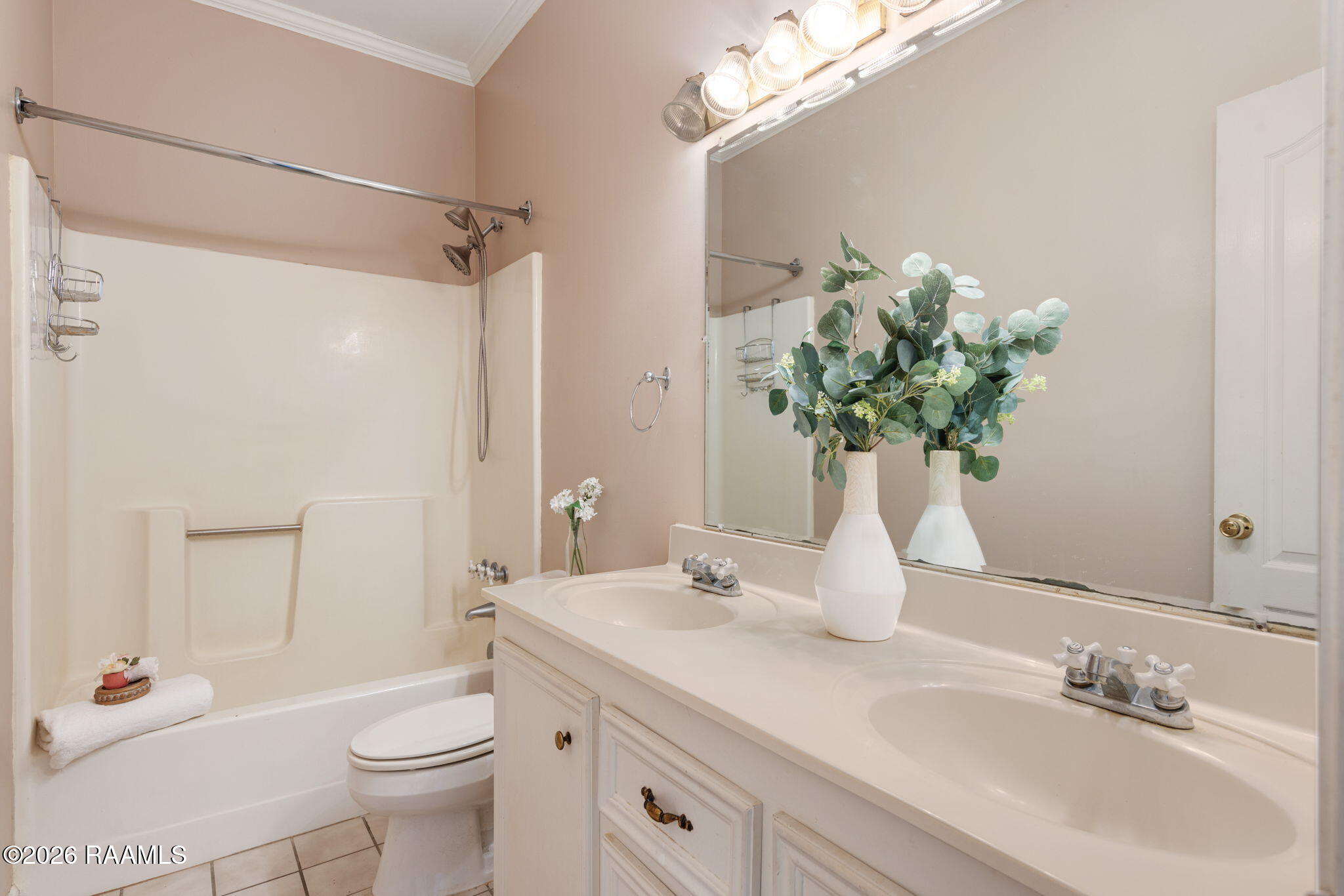 509 Bellevue Plantation Road Lafayette, LA 70503 - Photo 24 of 49 Guest Bath