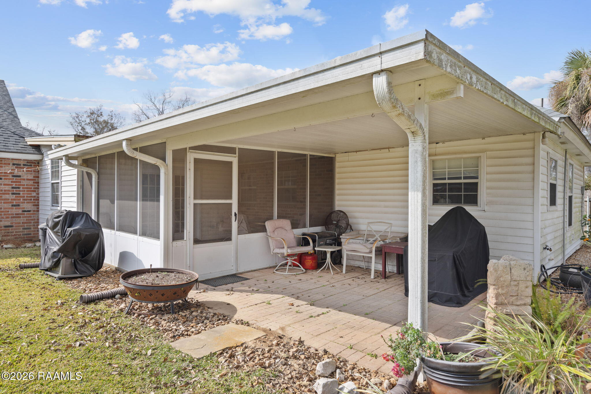 509 Bellevue Plantation Road Lafayette, LA 70503 - Photo 41 of 49 Covered open patio