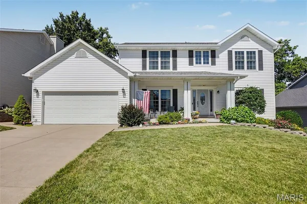 $495,000 | 941 Shady Path Court, St. Peters, MO 63376