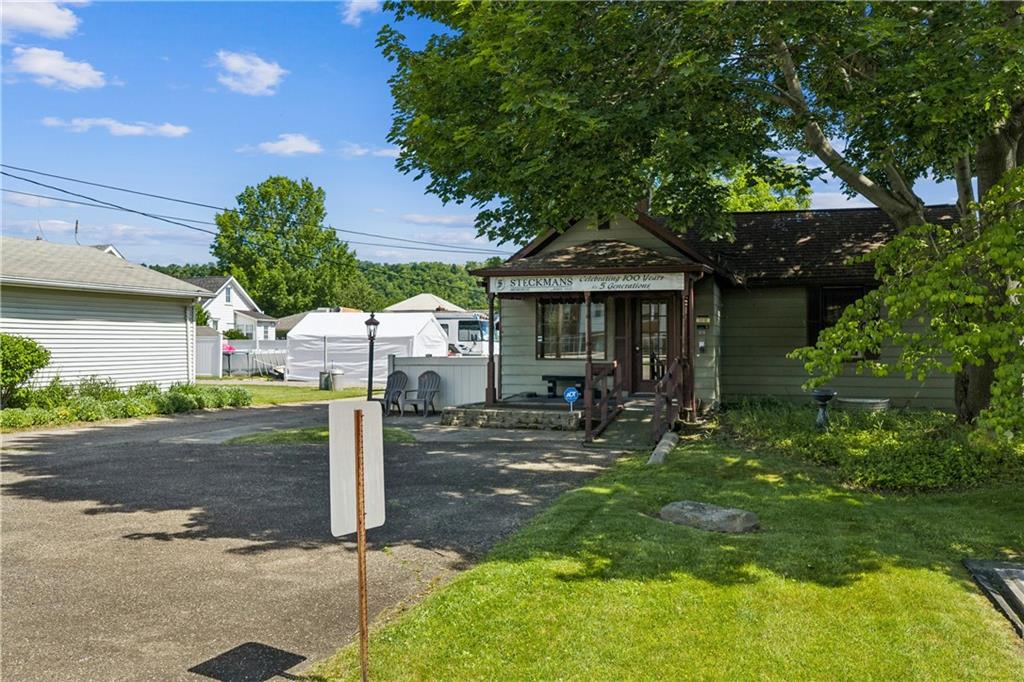 381 State Avenue Beaver, PA 15009 - Photo 3 of 23