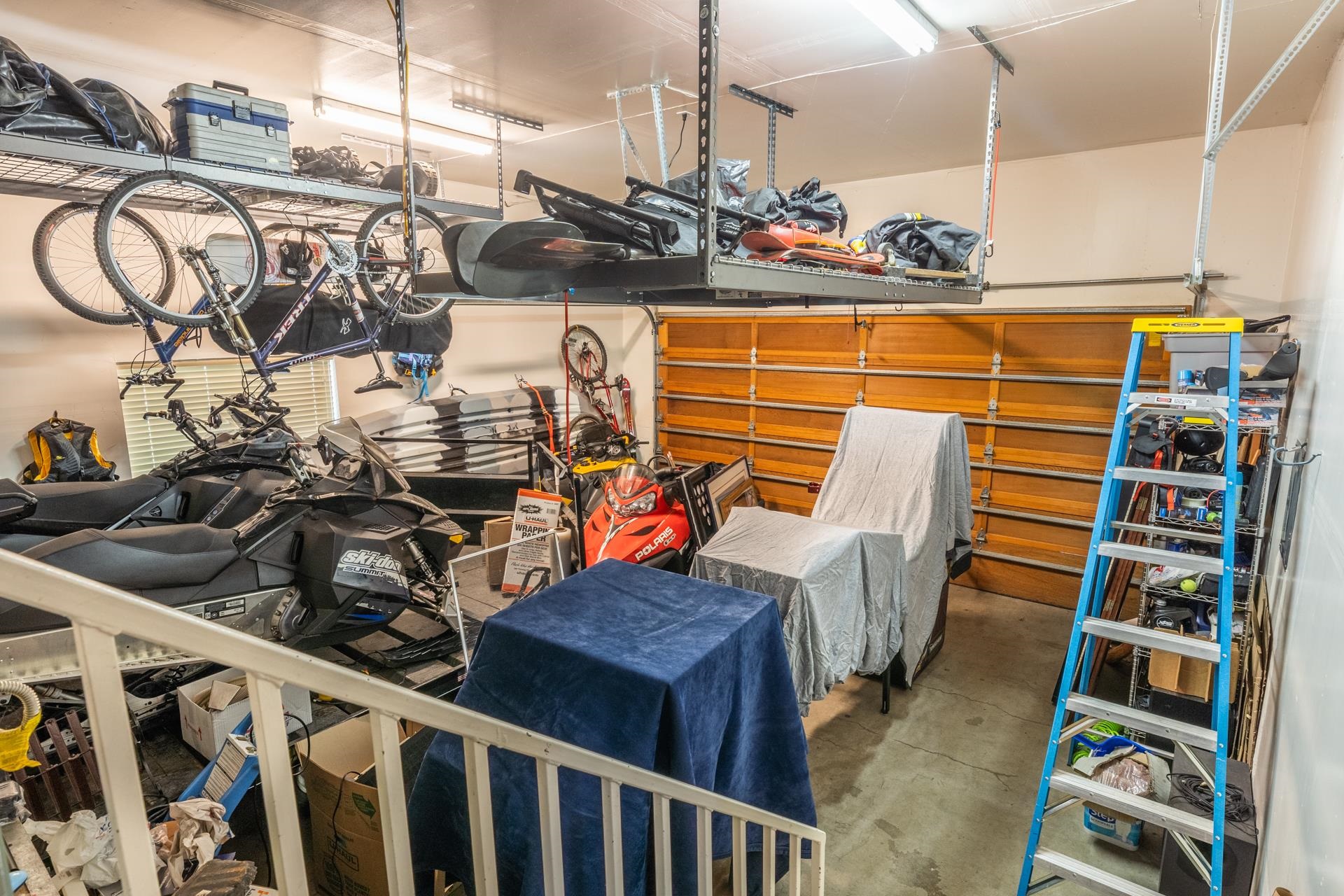 372 Wagon Wheel Road Mammoth Lakes, CA 93546 - Photo 43 of 50 a view of a chairs and table in the balcony