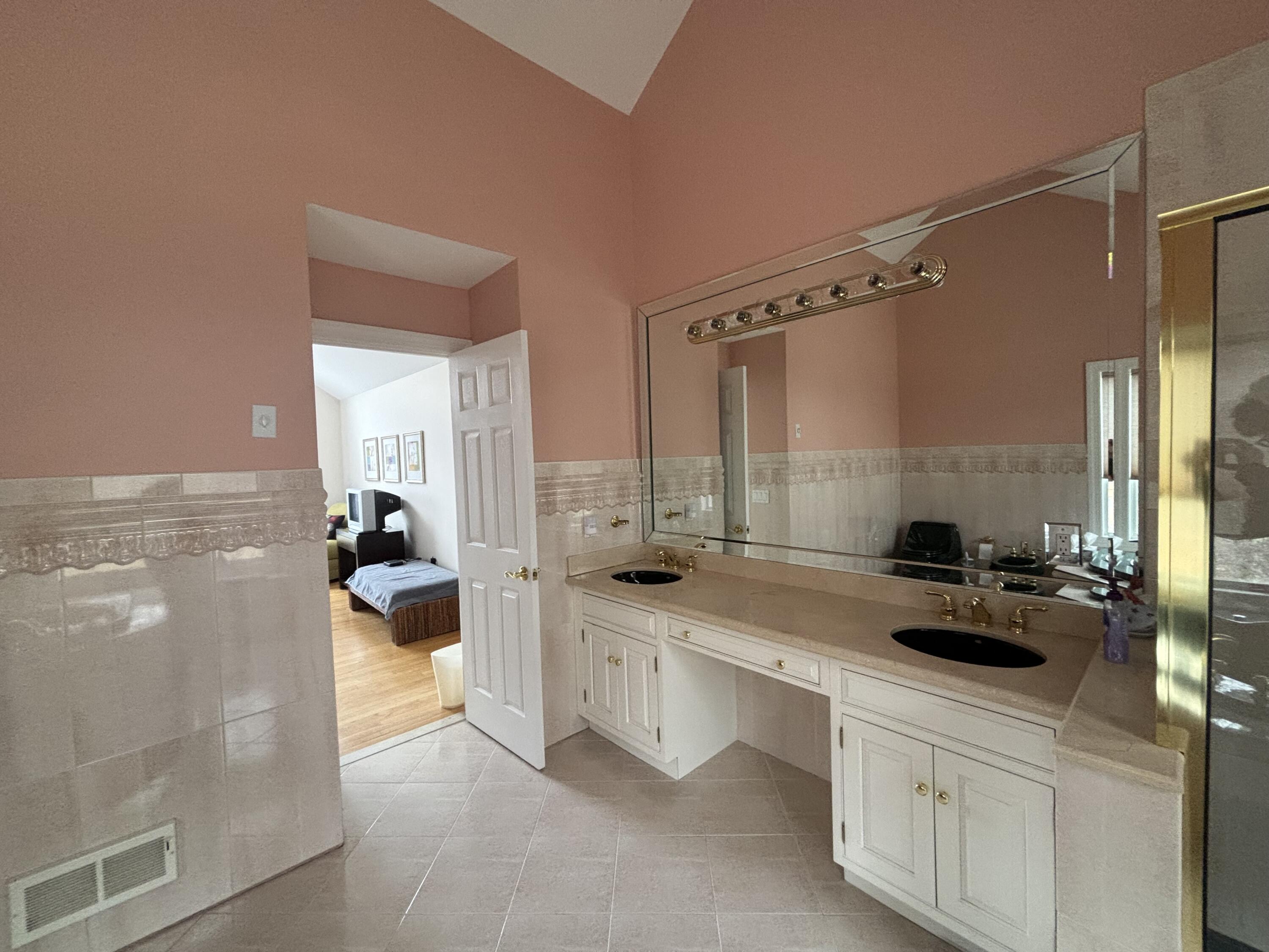 38 East Point Road Kunkletown, PA 18058 - Photo 27 of 51 master bath