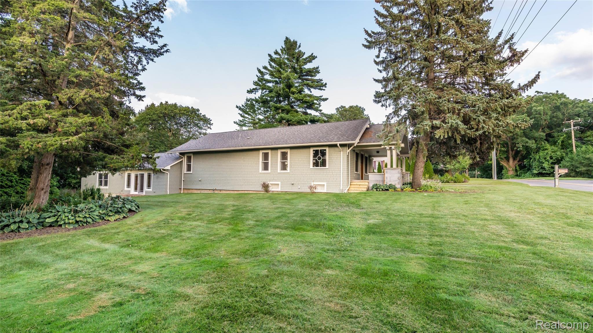 1952 Ward Road Bloomfield Hills, MI 48302 - Photo 6 of 44 Walkout view and Side Yard Porch