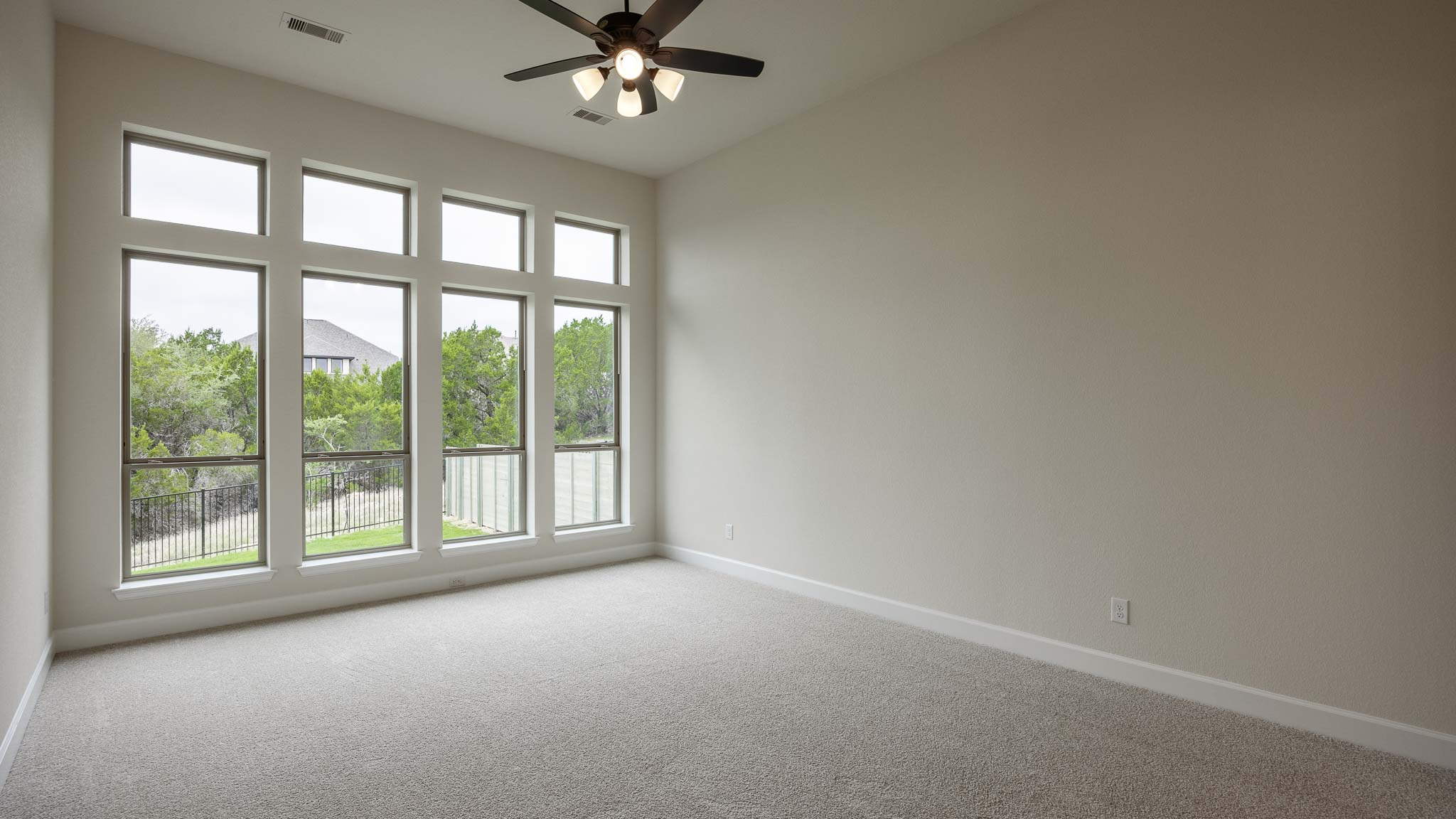 545 River Overlook Road Georgetown, TX 78628 - Photo 6 of 26