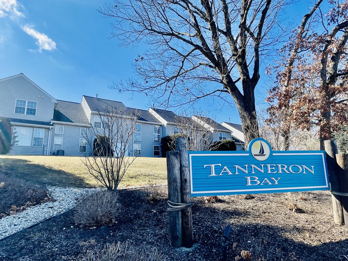 34718 Lakeside Drive Ingleside, IL 60041 - Photo 2 of 34 a view of a sign board