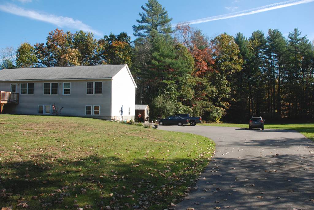 208-a And B Windham Road Pelham, NH 03076 - Photo 3 of 37