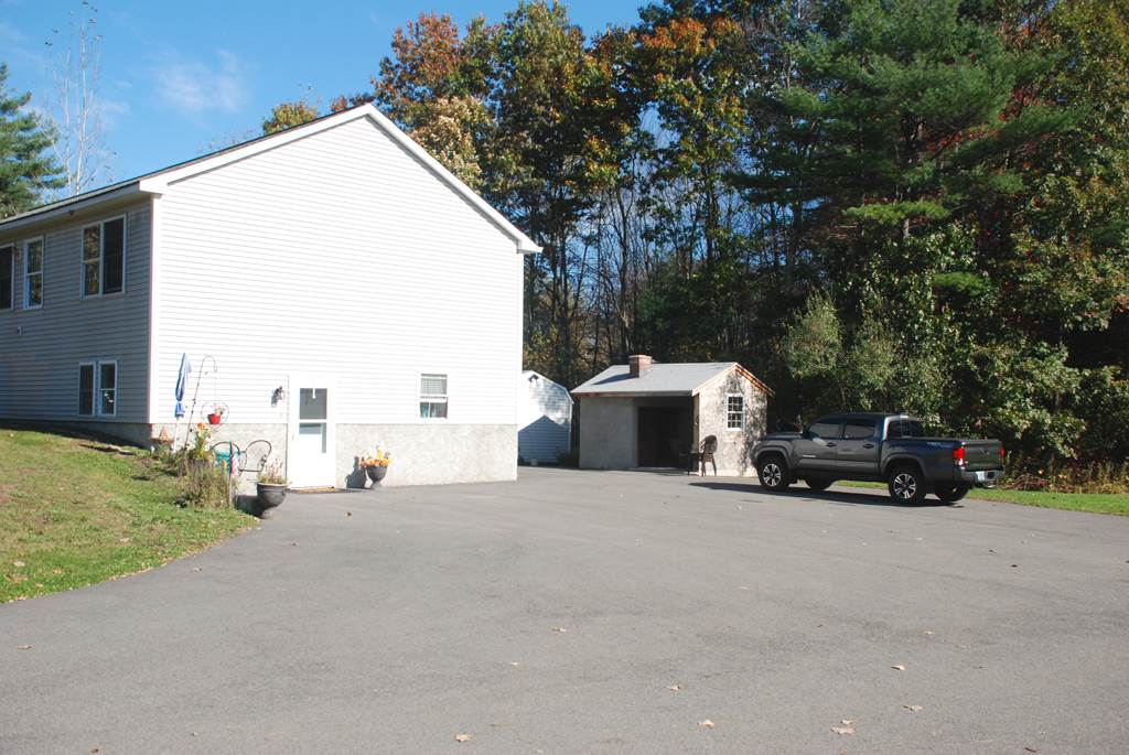 208-a And B Windham Road Pelham, NH 03076 - Photo 4 of 37