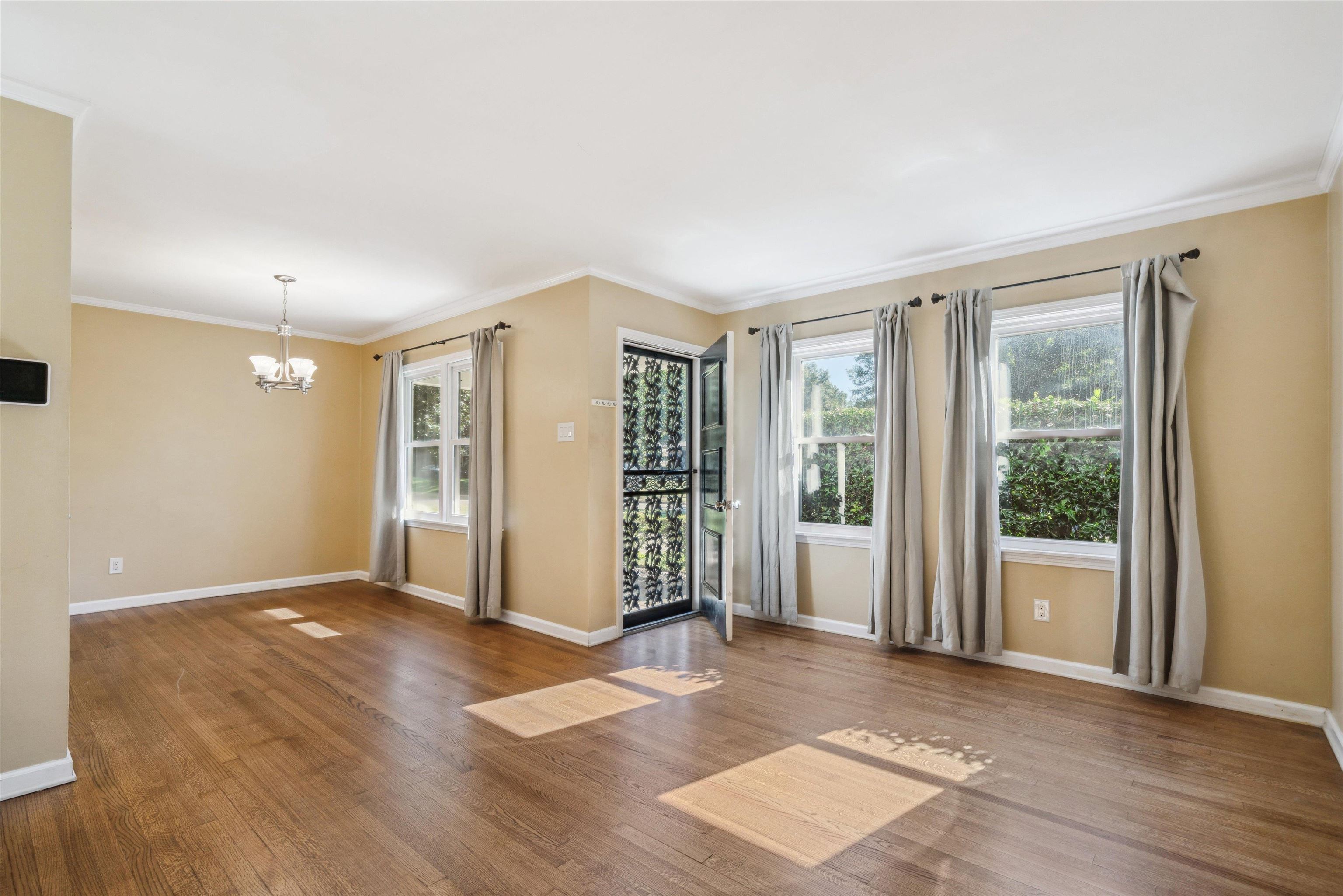 1439 Wilbec Road Memphis, TN 38117 - Photo 5 of 26