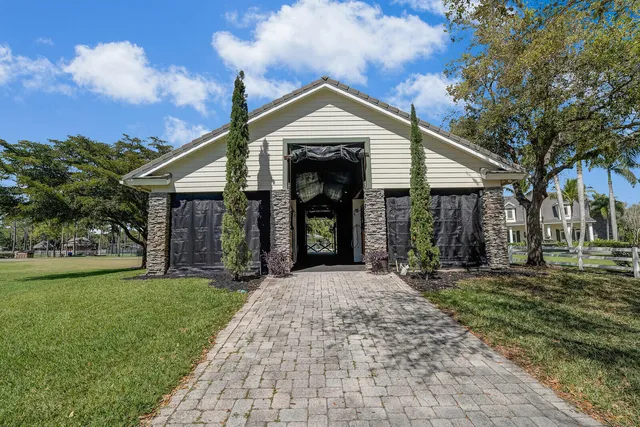 $3,850,000 | 14639 Crazy Horse Lane, Palm Beach Gardens, FL 33418