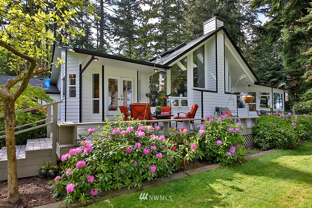 3995 Resort Road Greenbank, WA 98253 - Photo 3 of 40 Gallery Image 3
