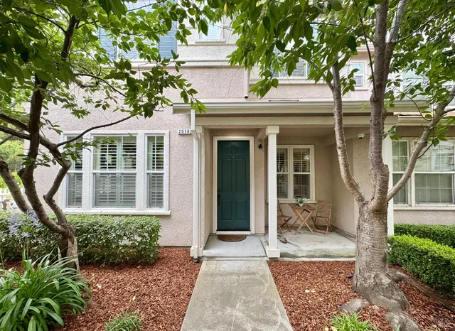 $749,000 | 2010 Appollo Court, Napa, CA 94559