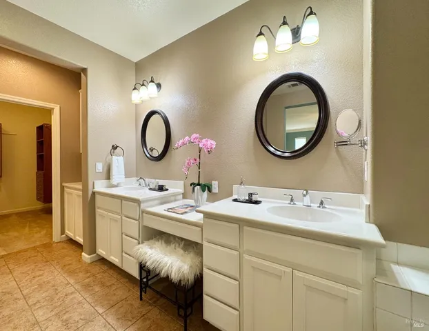 $749,000 | 2010 Appollo Court, Napa, CA 94559