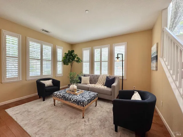 $749,000 | 2010 Appollo Court, Napa, CA 94559