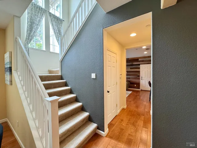 $749,000 | 2010 Appollo Court, Napa, CA 94559