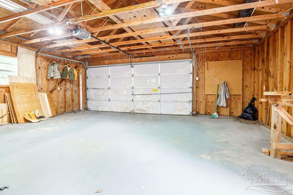 1425 Quail Ridge Drive Crestview, FL 32539 - Photo 5 of 44 Detached Garage