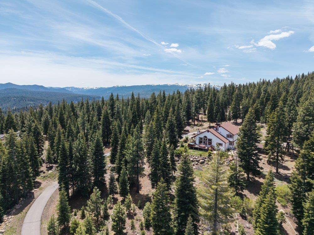 10983 Beacon Road Truckee, CA 96161 - Photo 1 of 28