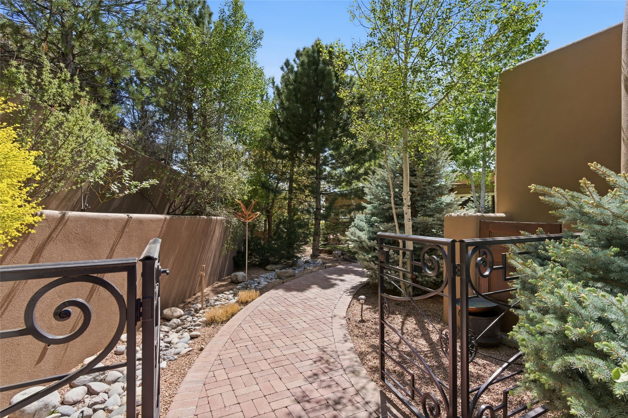 1145 South Summit Ridge Santa Fe, NM 87501 - Photo 36 of 40