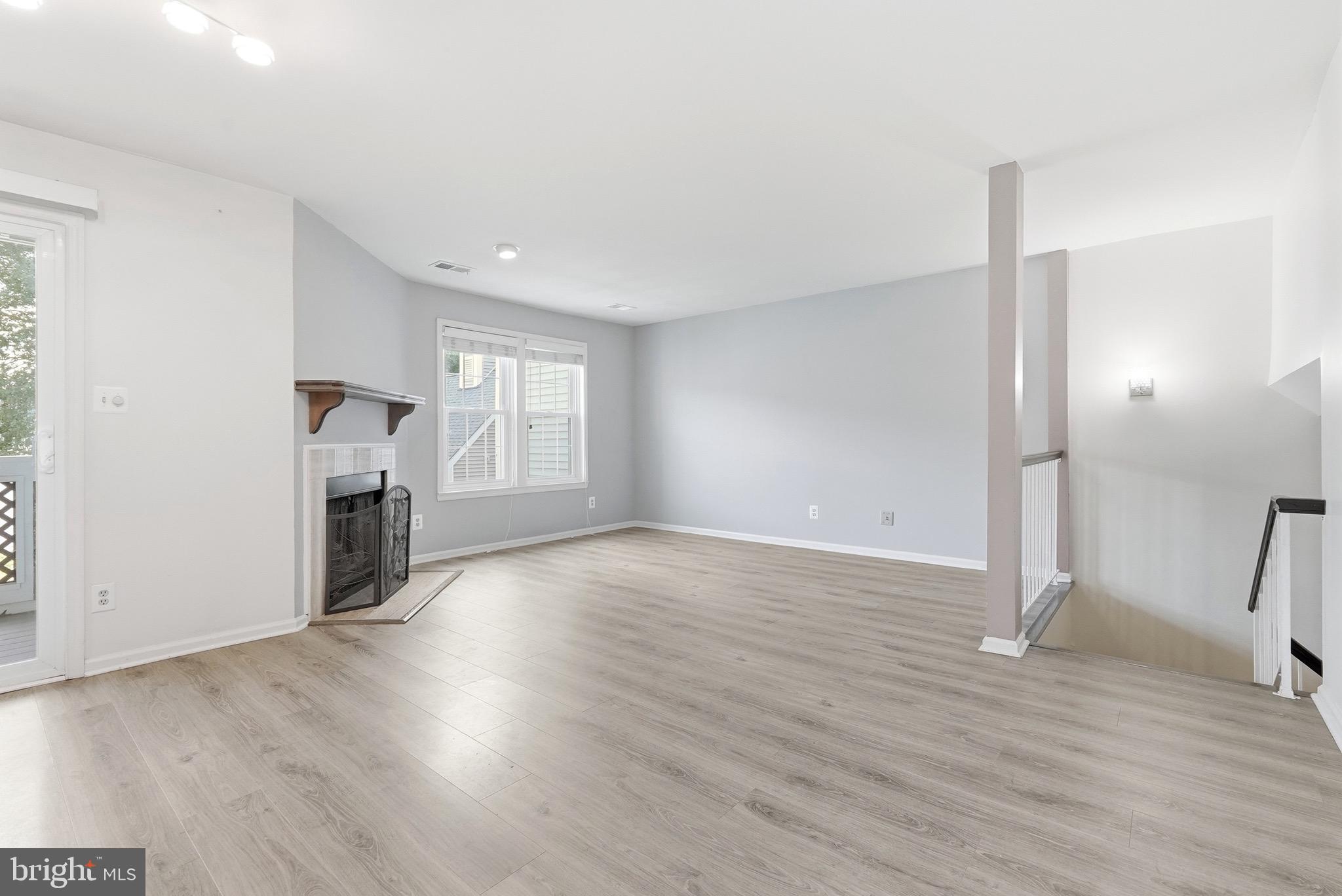 12891 Grays Pointe Road, Unit 12891B Fairfax, VA 22033 - Photo 12 of 23
