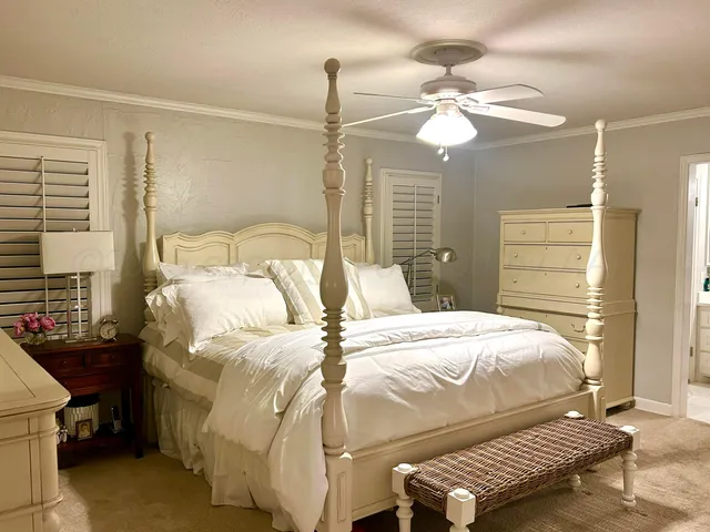 $299,000 | 201 East 4th Street, Higgins, TX 79046