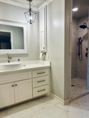 $299,000 | 201 East 4th Street, Higgins, TX 79046