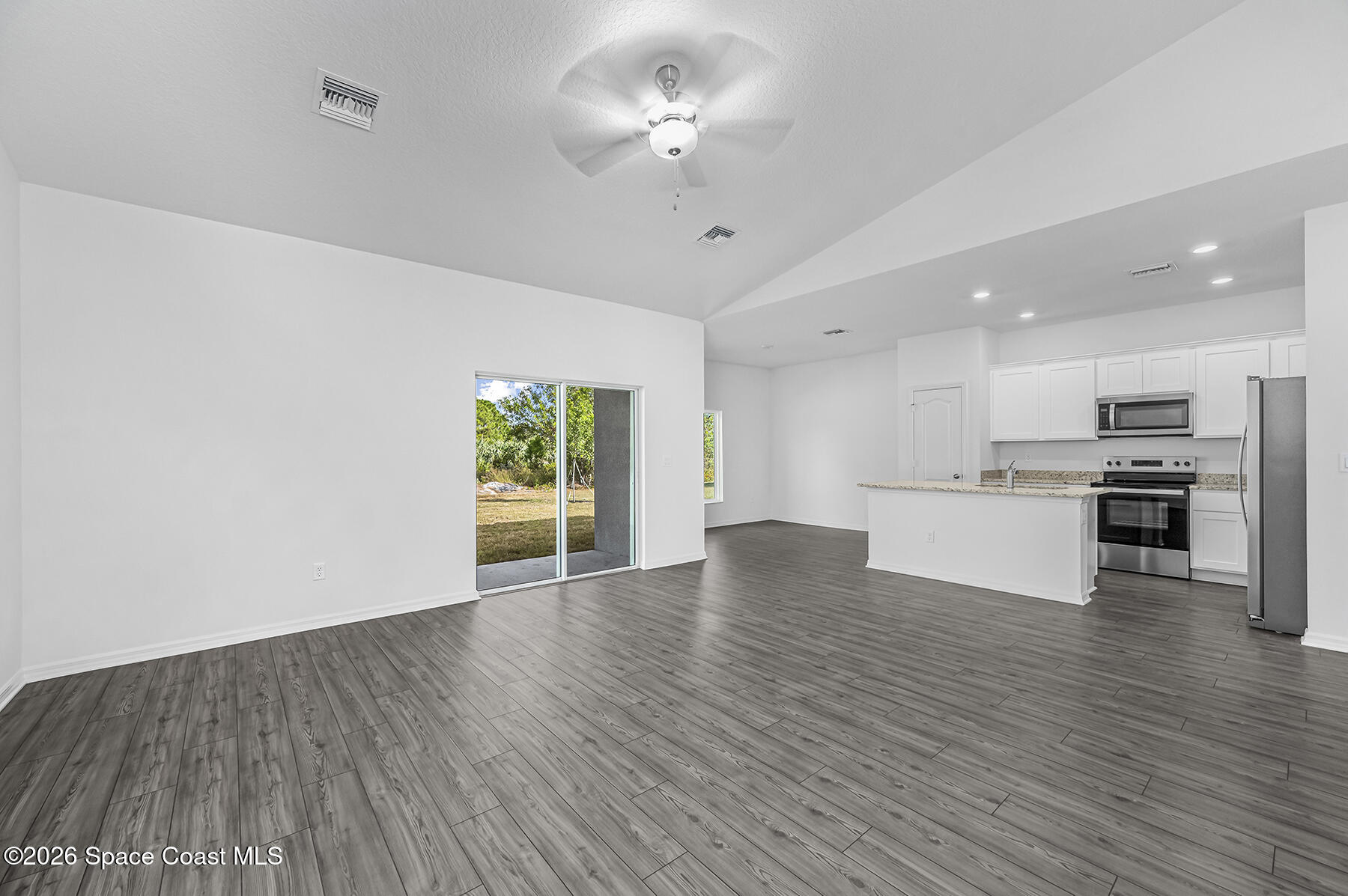 810 Degroodt Road Southwest, Unit 37 Palm Bay, FL 32908 - Photo 6 of 17 Florida_Braden_L_006