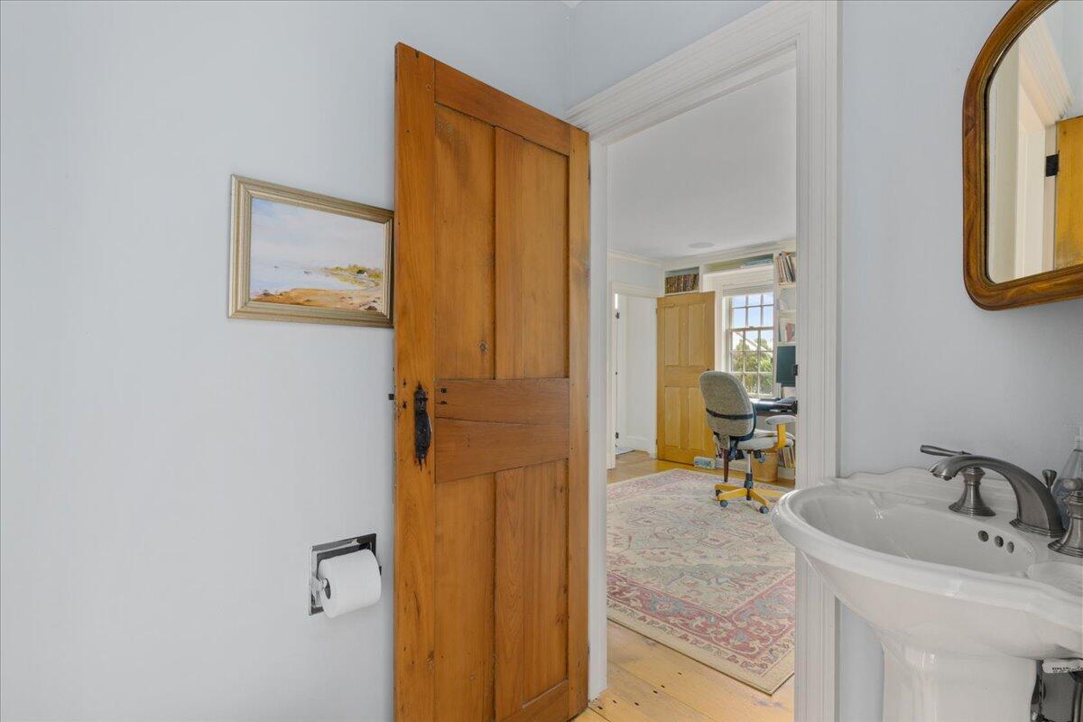 162 Shore Road Chatham, MA 02633 - Photo 20 of 59 36-162Sho-144