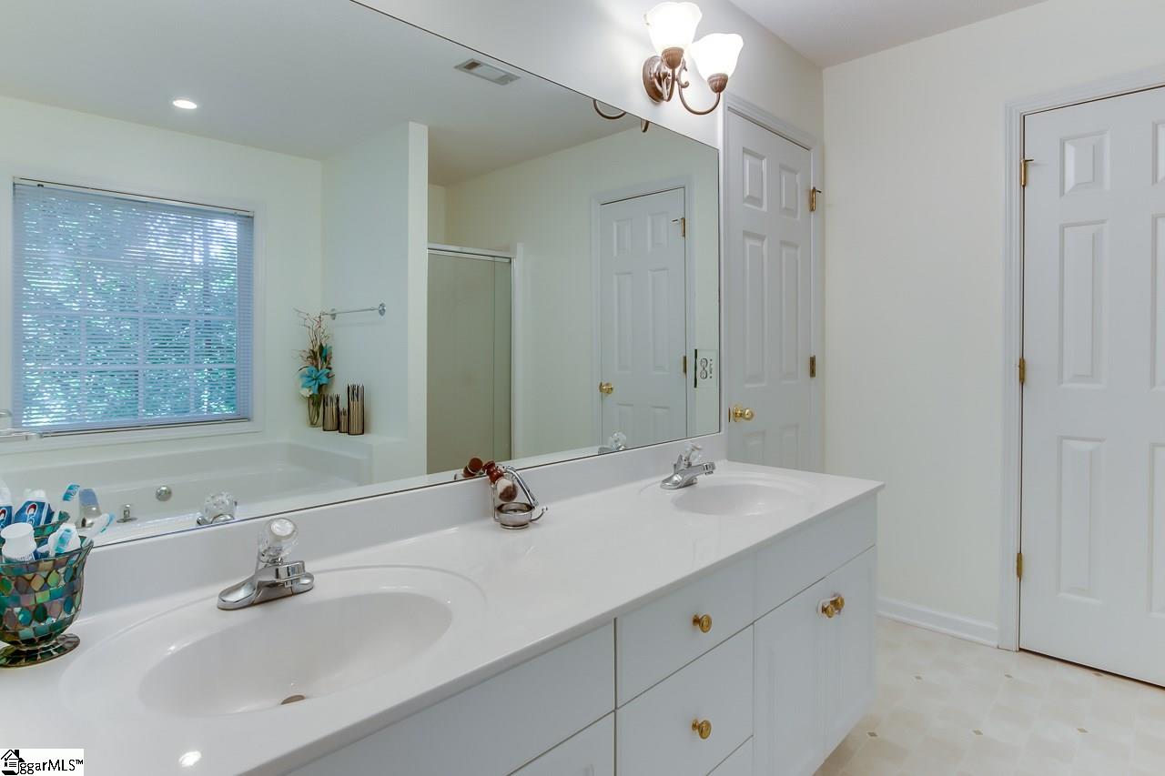 420 Ridgeway Court Easley, SC 29640 - Photo 25 of 36