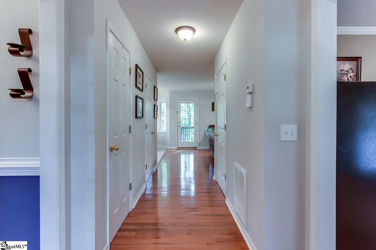 420 Ridgeway Court Easley, SC 29640 - Photo 4 of 36