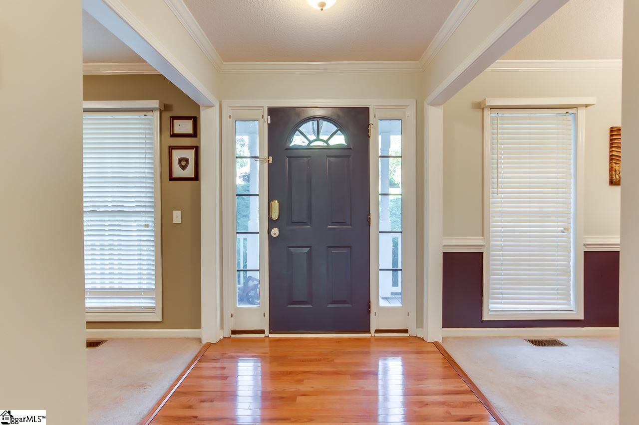 420 Ridgeway Court Easley, SC 29640 - Photo 5 of 36
