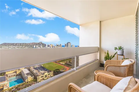 $500,000 | 555 University Avenue, Unit 3503, Honolulu, HI 96826