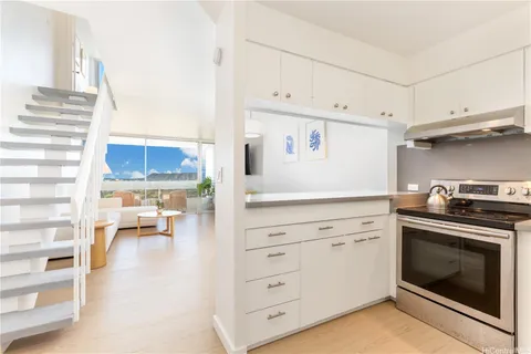 $500,000 | 555 University Avenue, Unit 3503, Honolulu, HI 96826