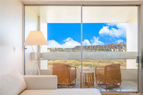$500,000 | 555 University Avenue, Unit 3503, Honolulu, HI 96826