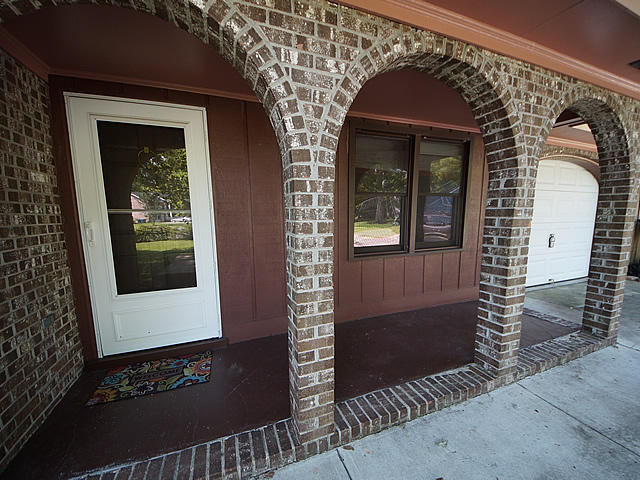 82 Princeton Road Goose Creek, SC 29445 - Photo 2 of 27 Full Front Porch