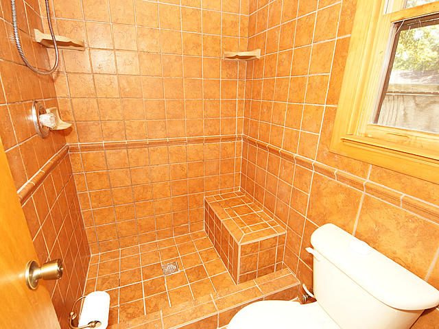 82 Princeton Road Goose Creek, SC 29445 - Photo 18 of 27 Master Shower