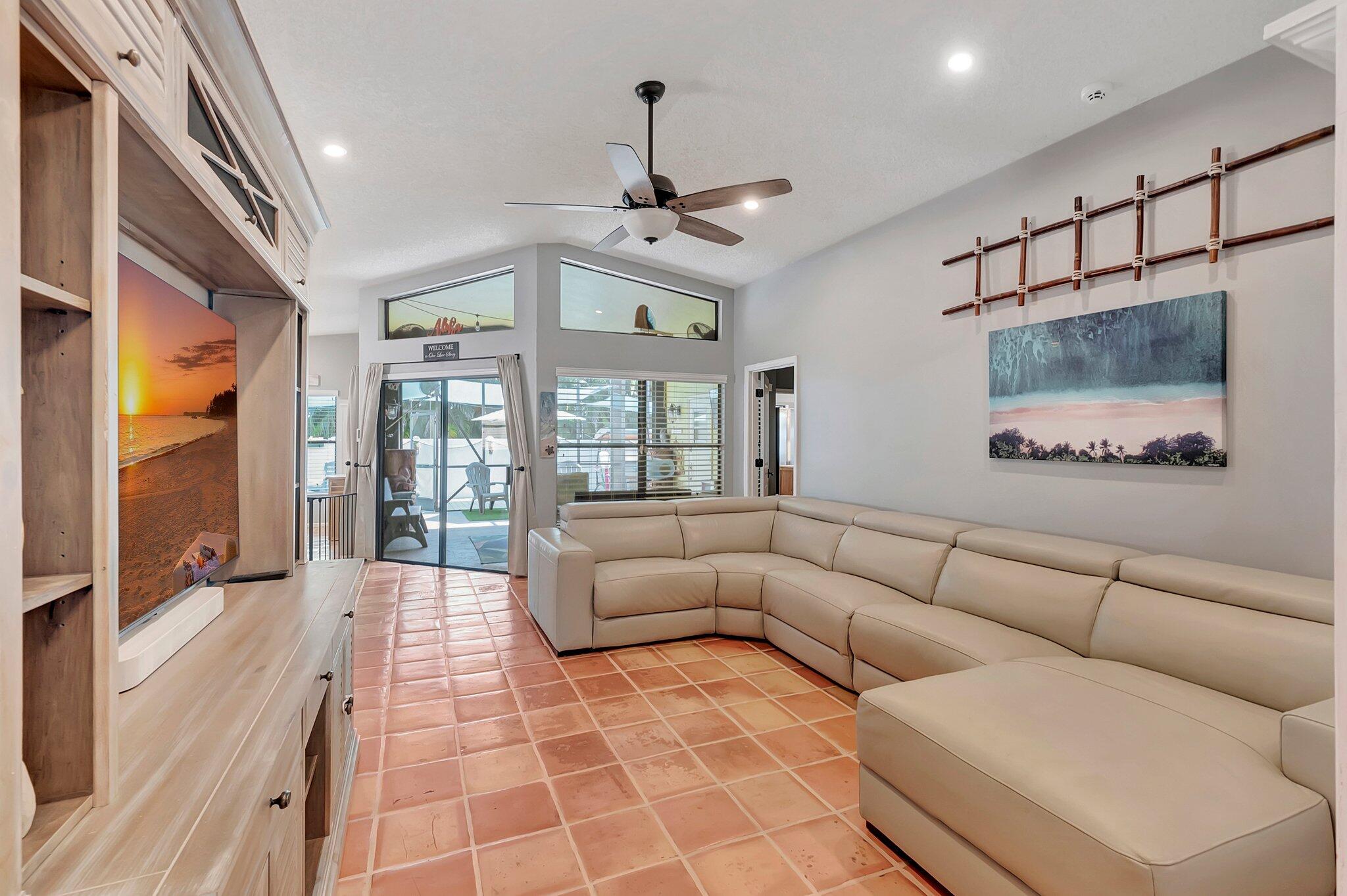 10332 Islander Drive Boca Raton, FL 33498 - Photo 5 of 35 7-web-or-mls-DSC_7111