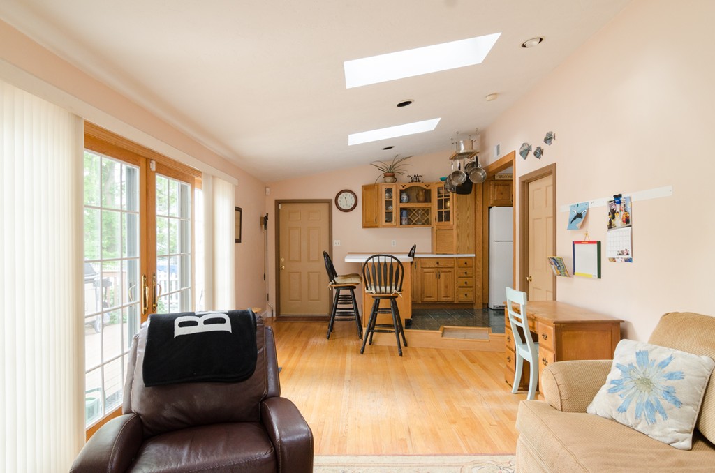 15 Edgemere Road Quincy, MA 02169 - Photo 10 of 21 Gallery Image 10