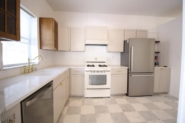 $2,500 | 3011 Cypress Court, Monmouth Junction, NJ 08852