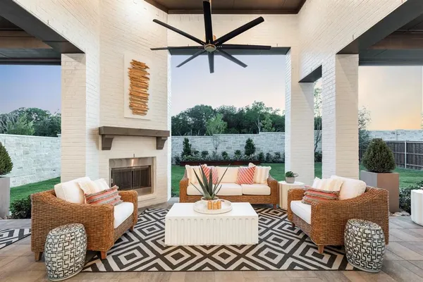 $999,990 | 2408 Grand Teton Lane, Celina, TX 75009