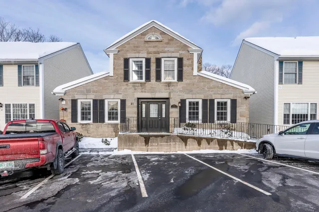 $390,000 | 322 Nashua Street, Unit 21, Milford, NH 03055