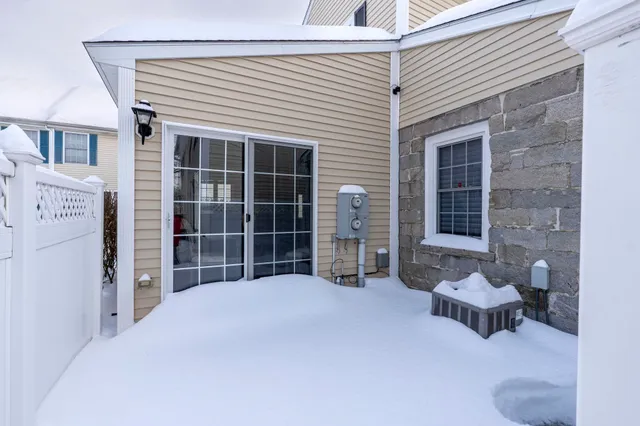 $390,000 | 322 Nashua Street, Unit 21, Milford, NH 03055