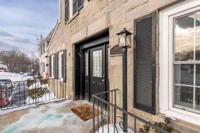 $390,000 | 322 Nashua Street, Unit 21, Milford, NH 03055