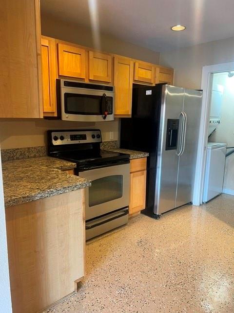 4777 Cedar Springs Road, Unit 7N Dallas, TX 75219 - Photo 7 of 16