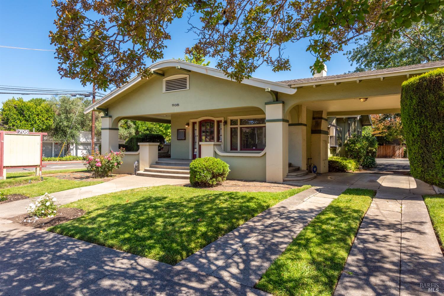 705 College Avenue Santa Rosa, CA 95404 - Photo 2 of 32