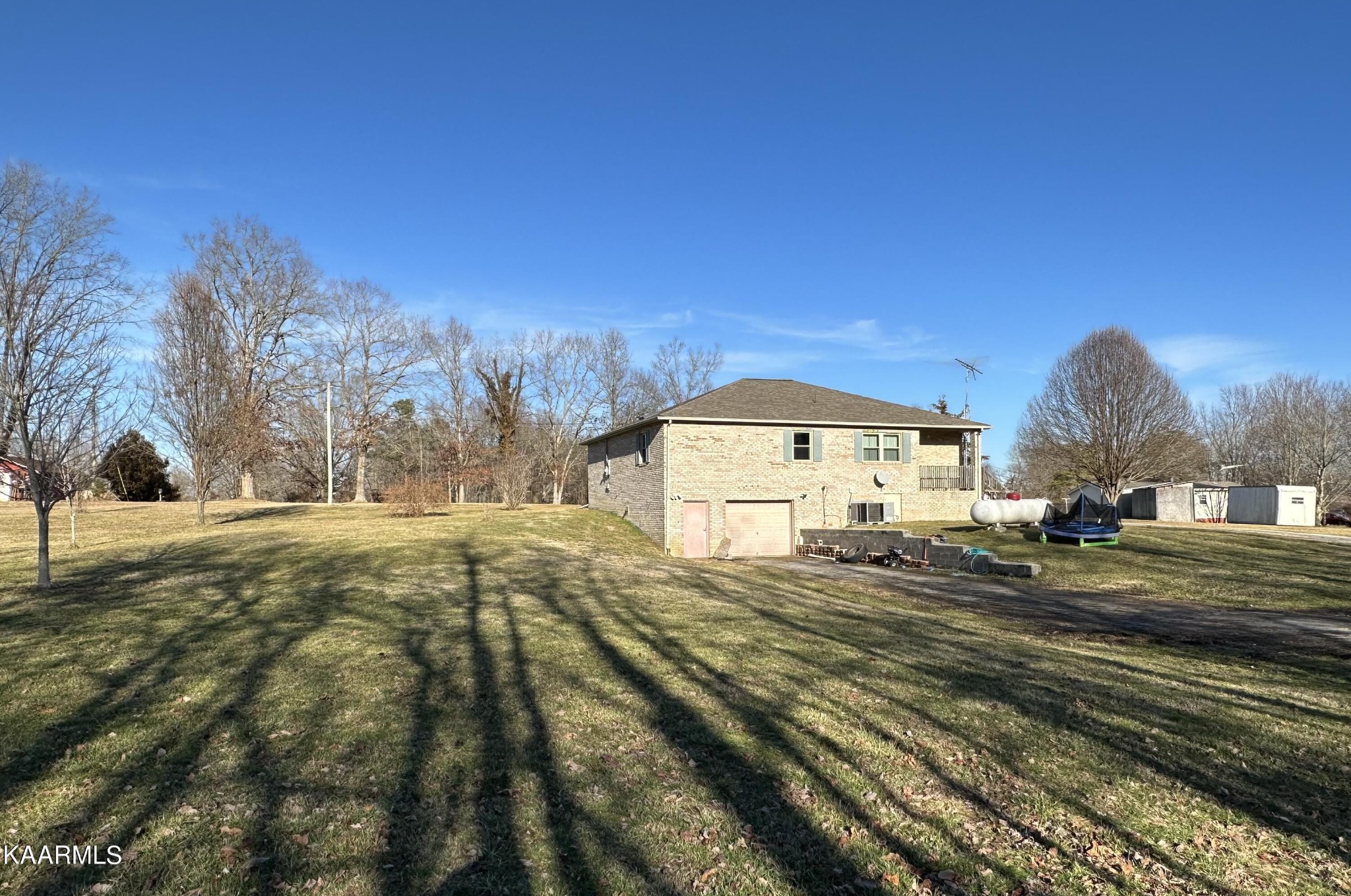 158 Craig Road Monterey, TN 38574 - Photo 4 of 28 Gallery Image 4