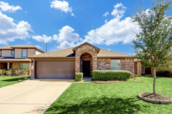 $2,100 | 2911 Indwarra Court, Katy, TX 77494