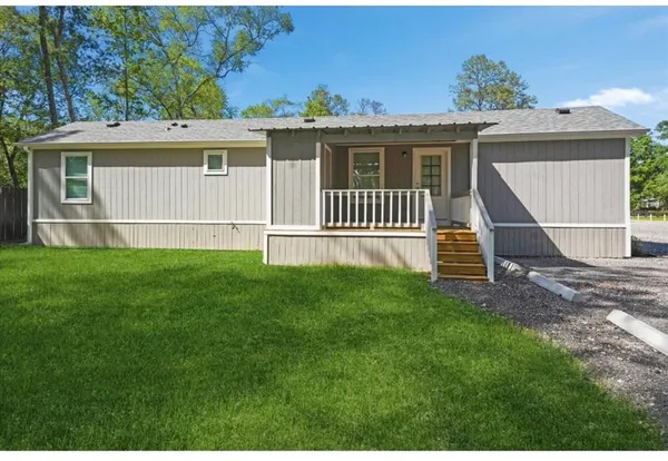 $1,300 | 20774 Stevens, New Caney, TX 77357